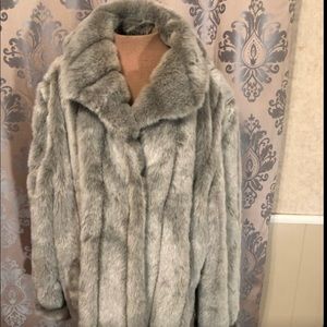 Dennis Basso faux fur